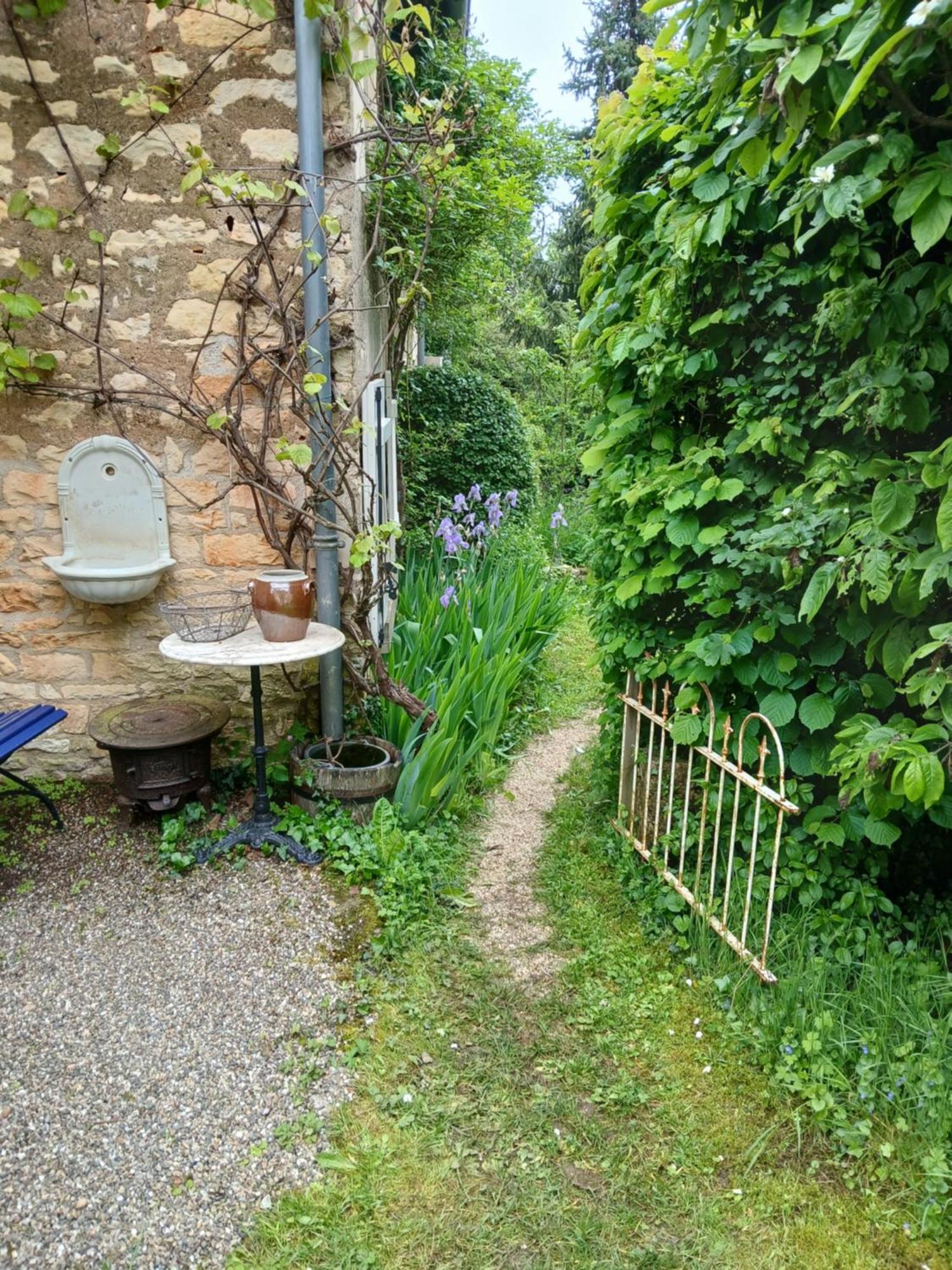 Maison Frankrijk Couloutre Buitenkant foto